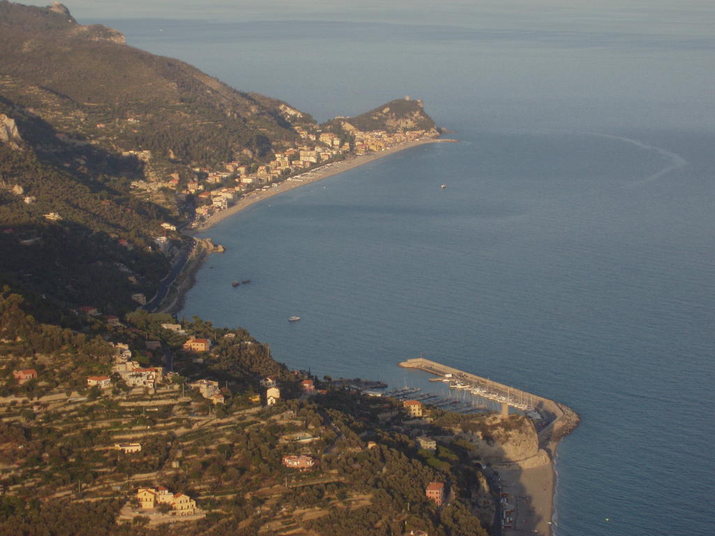 Hotel La Gioiosa Finale Ligure Rom bilde